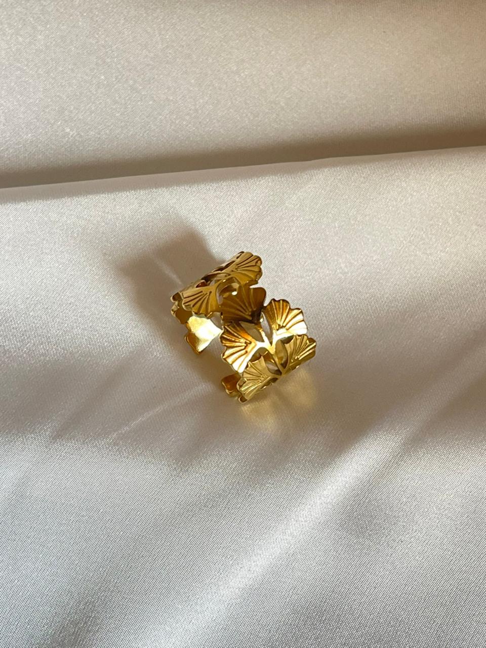 Lotus Ring