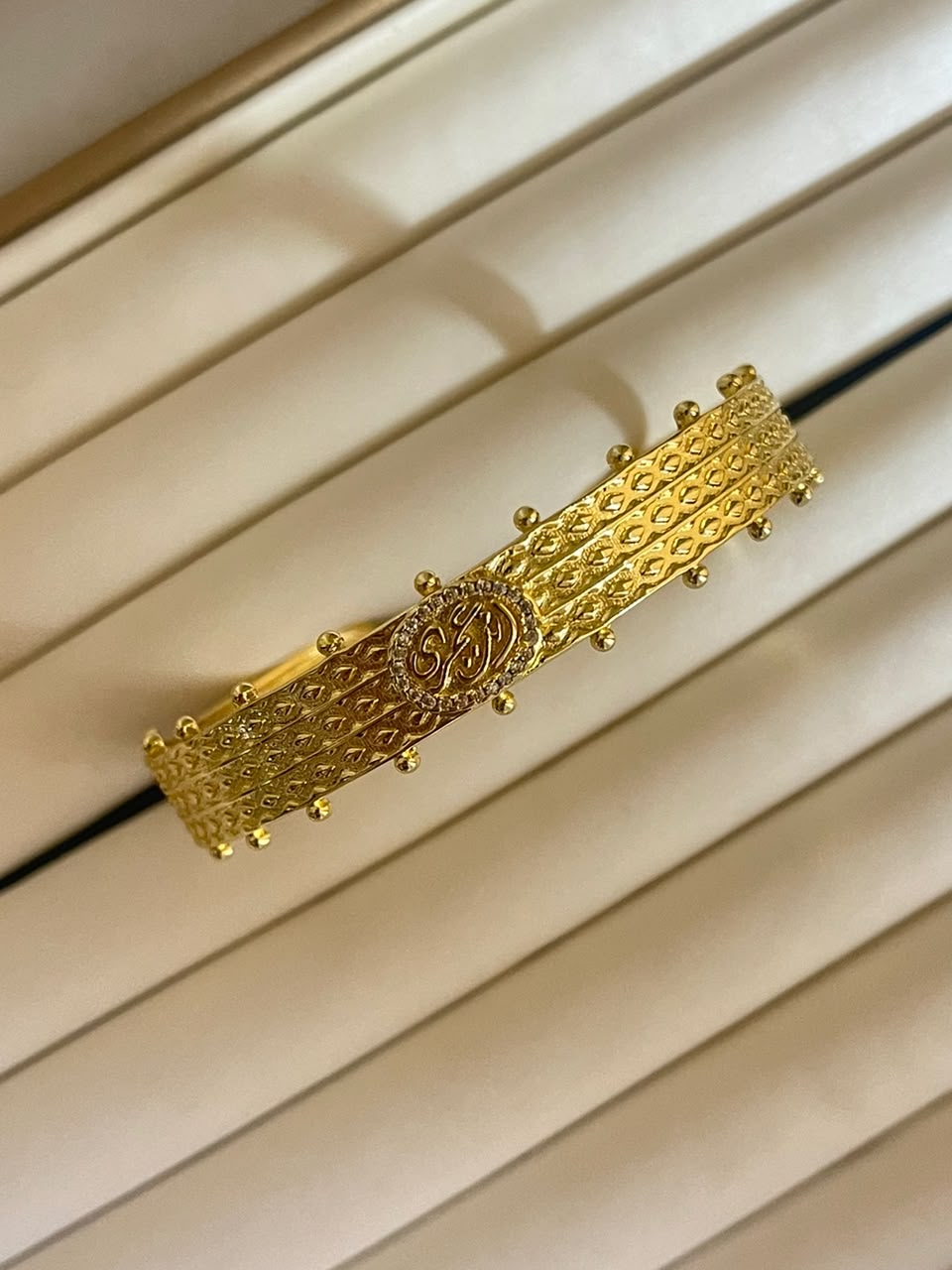 Enta Omry Bangle (انت عمري)